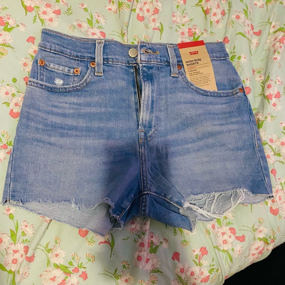Levi’s high rise shorts